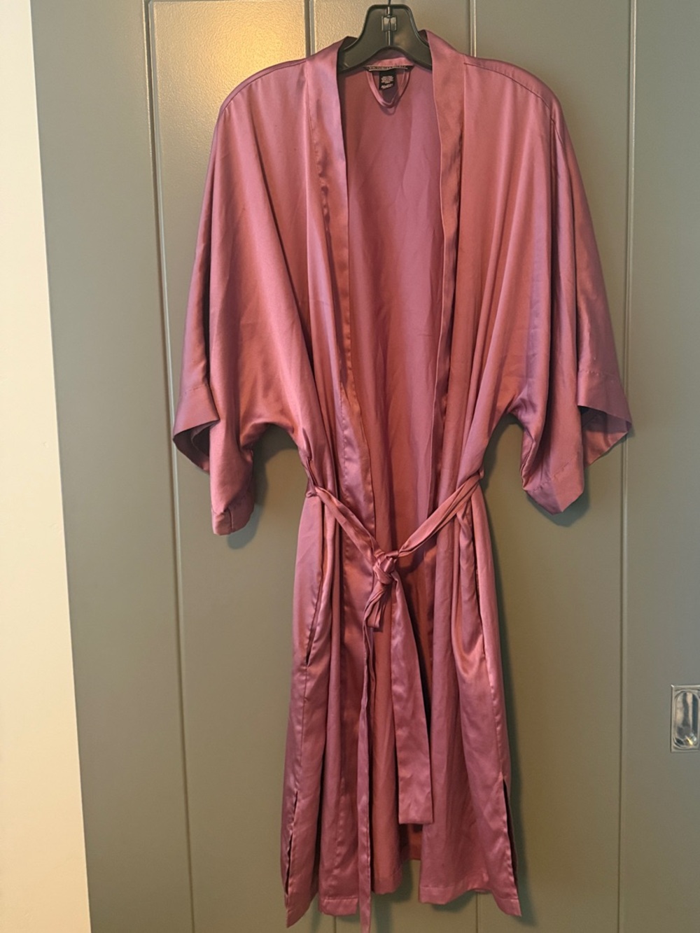 Victoria's Secret Satin Kimono Robe in Dusty Rose